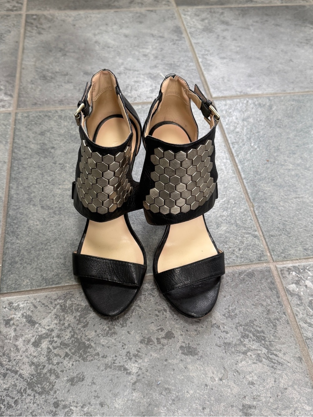 Nine West Black Open-Toe Heels with Metallic Hex Detail Size 6